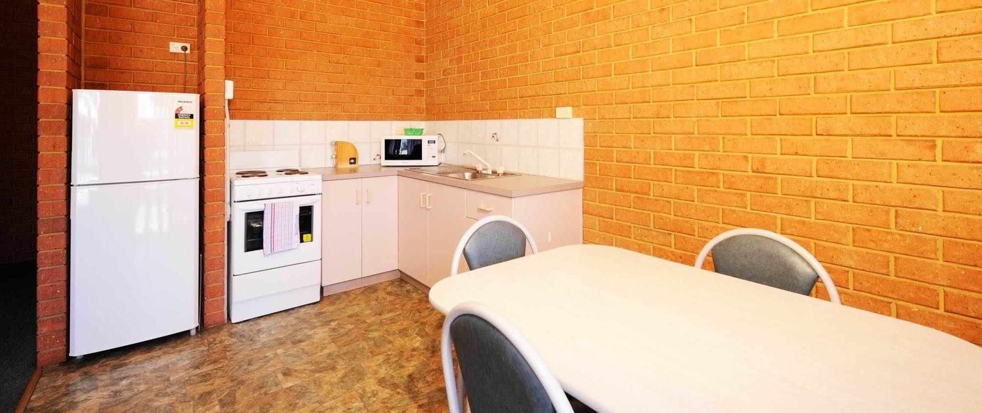 Abrolhos Reef Lodge Geraldton Ngoại thất bức ảnh