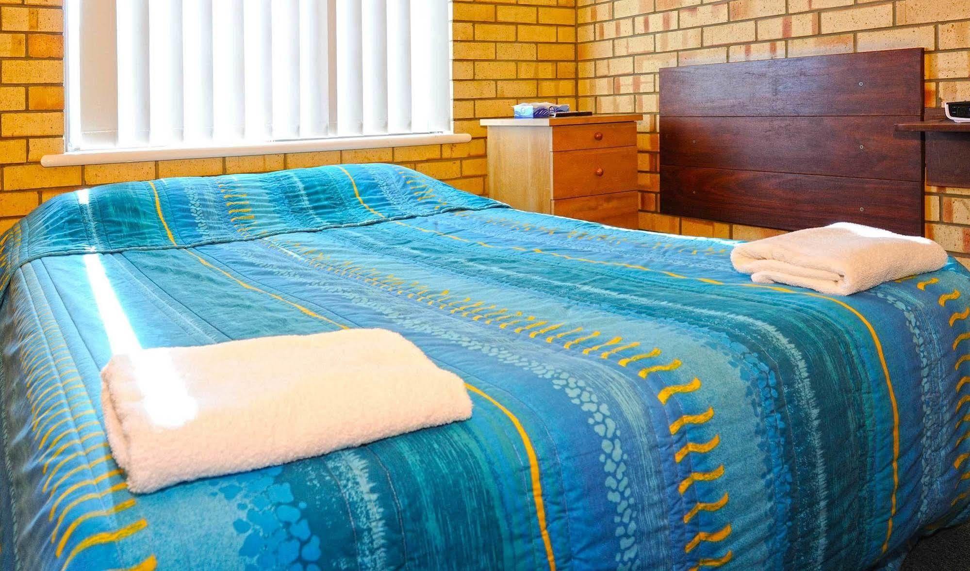 Abrolhos Reef Lodge Geraldton Ngoại thất bức ảnh